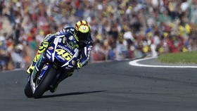 Rossi Akan Didiskualifikasi Jika Tampil di F1