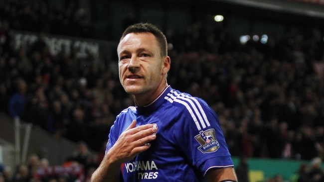 Guus Hiddink mengaku terkejut dengan pernyataan John Terry bahwa kontraknya di Chelsea tak diperpanjang.