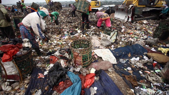 Di empat lahan yang tersedia, Pemprov DKI bisa mengolah sampah sendiri dengan memanfaatkan teknologi sehingga tak lagi tergantung pada Bantargebang.