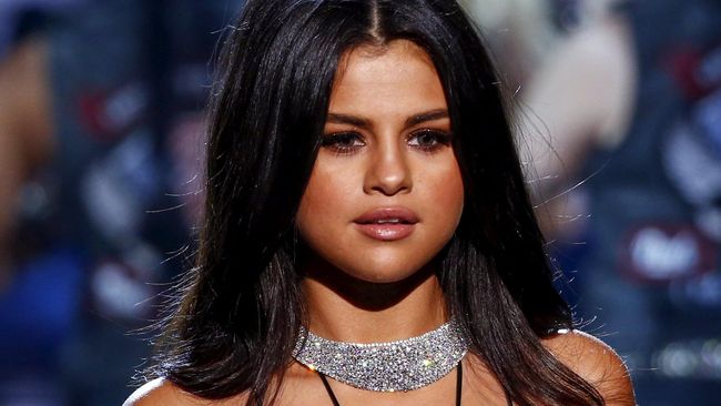 Kedekatan Selena Gomez dan Justin Bieber memicu sejumlah persoalan, di antaranya merenggangnya hubungan Selena dengan sang ibu.