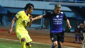 Arema Pukul Sriwijaya FC 2-0
