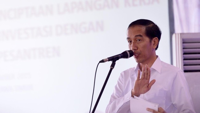 Presiden Jokowi mengutuk aksi teror di Paris dan meminta semua pihak bersatu melawan terorisme.