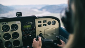 Viral Video Aksi Pilot Mendaratkan Pesawat Bikin Netizen Deg-degan