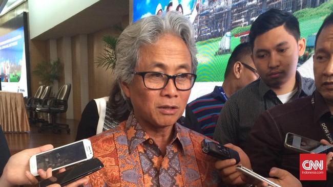 Menurut mantan Direktur Utama Pertamina ini, biaya program BBM Satu Harga dipikul oleh Pertamina sendiri karena volume yang didistribusikan relatif kecil.