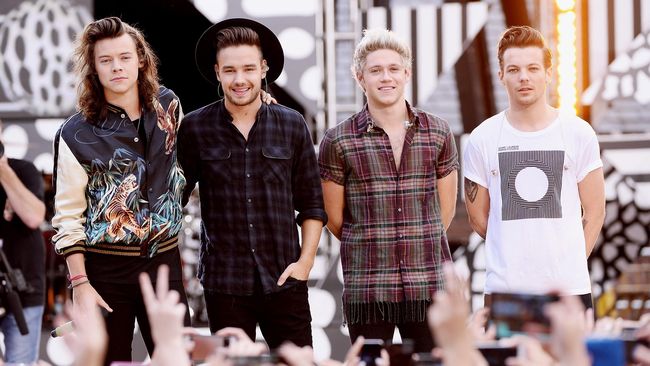 Freddie Reign disebut-sebut bukan anak kandung Louis Tomlinson. Namun personel boy band One Direction itu malah menampiknya