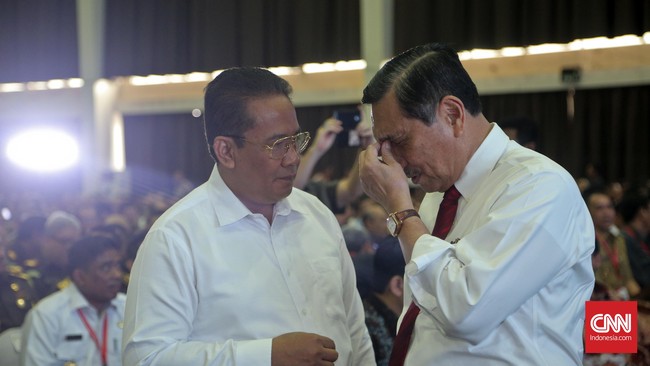 Komisioner KPU Arief Budiman menyatakan pihaknya memiliki solusi jika KPUD tidak mempunyai waktu memproduksi ulang logistik.