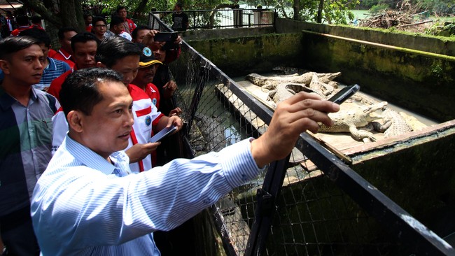 Budi Waseso harus menjalankan kebijakan nasional yang telah ditentukan UU 35/ 2009 tentang Narkotika dan Rencana Pembangunan Jangka Menengah Nasional.