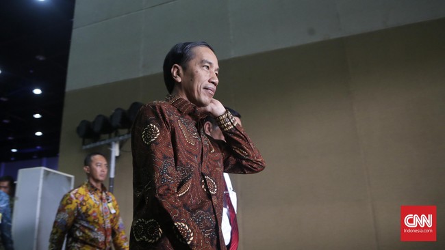 Presiden Jokowi mempersiapkan mekanisme yudisial dan nonyudisial untuk menyelesaikan kasus kejahatan HAM masa lalu.