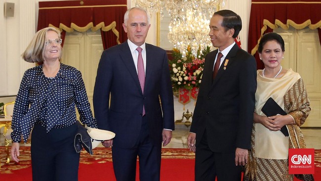 Indonesia menjadi tujuan pertama kunjungan luar negeri Turnbull, disebut-sebut sebagai cara Australia memperbaiki hubungan dengan pemerintah Jakarta.
