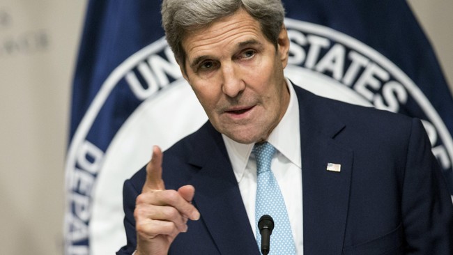 Menlu AS, John Kerry, mengatakan bahwa sebagian uang yang diterima Iran dari pencabutan sanksi dapat berakhir di tangan kelompok teroris.