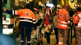 ISIS Klaim Pembantaian di Paris