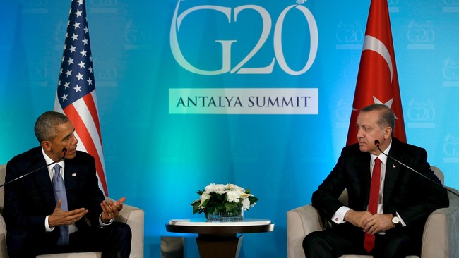 Presiden Turki Recep Tayyip Erdogan mengatakan pertemuan tak hanya berbicara soal ekonomi, tapi juga meningkatkan kerja sama pemberantasan terorisme.