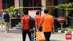 Polisi Olah TKP di Rumah Pelaku Bom Thamrin Inisial MA