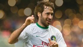 Setelah Zidane, Giliran Raul Kembali ke Madrid?