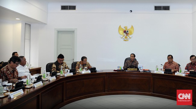 Dalam pembukaan sidang kabinet paripurna, Presiden menegaskan, kementerian atau lembaga harus benar- benar berkonsolidasi dengan yang lain.