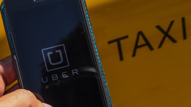 Negara yang masih menolak kehadiran taksi berbasis aplikasi Uber, mungkin bisa belajar dari Kota New York City cara membuat aturannya.