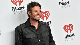 Ada Suara Bariton Blake Shelton di Film 'Angry Birds'