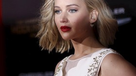 Air Mata Jennifer Lawrence untuk Keluarga Kardashian