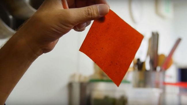 Tidak ada lagi saos tomat yang kerap kali berantakan diantara burger saat hendak disantap.