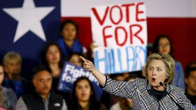 Hillary Clinton Ingin Menjadi Seperti Beyonce