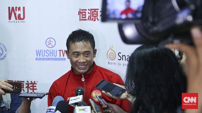 Yusuf Widiyanto menjadi pewushu terakhir Indonesia yang mendapatkan medali emas di Kejuaraan Dunia Wushu ke-13 di Istora Senayan, Jakarta.
