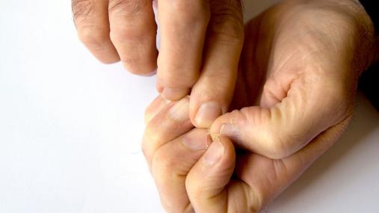 ilustrasi kuku Nail picker