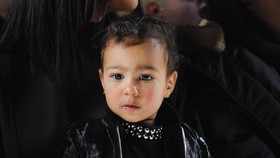 Kartu Natal Imut-imut dari Famili Kardashian-Jenner