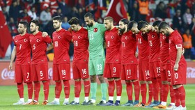 Sorakan Pendukung Turki Justru Berarti Dukungan Bagi Perancis