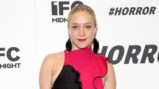Chloe Sevigny mengungkap fakta menyakitkan lain soal Hollywood sebagai sarang pelecehan seksual.