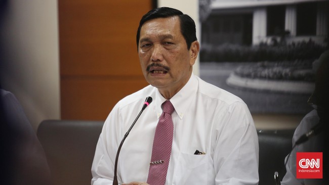 Menko Kemaritiman Luhut Panjaitan memastikan pembangunan LRT Jabodebek yang sempat tertunda akibat pembebasan lahan bakal dilanjutkan kembali pada Agustus.