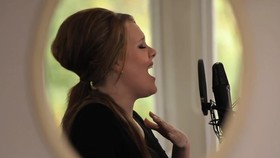 Album '25' Adele Diprediksi Kalahkan NSYNC dan Oasis