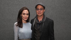 Angelina Jolie dan Brad Pitt 'Curi Start' Liburan Natal