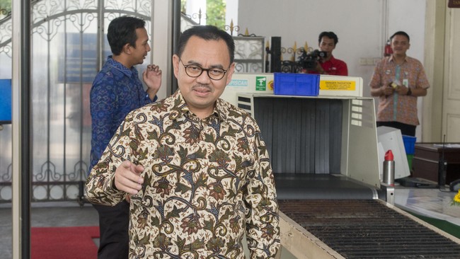 Ahli bahasa hukum, DR. Yayah Basariah menjelaskan, konteks kata 'dapat' yang tertera pada Pasal 126 ayat 1, Undang-undang No. 17 Tahun 2015.