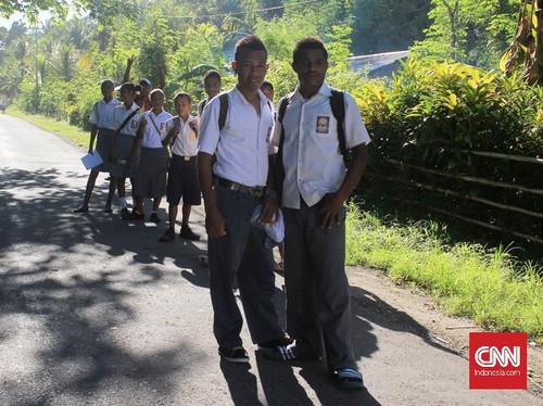 DPR Prihatin Angka Partisipasi Sekolah Jenjang SMA Turun Signifikan