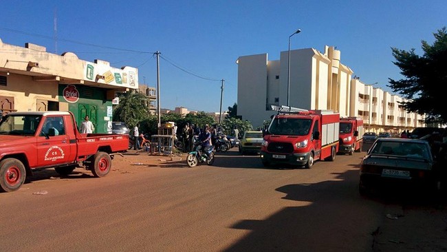 Pasukan khusus Mali berhasil membebaskan sekitar 80 sandera yang berada di dalam hotel mewah Mali yang diserang pria bersenjata AK-47.