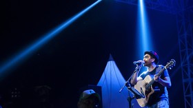 Kasih Putih Jadi Penghormatan Terakhir untuk Glenn Fredly