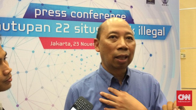 Kementerian Komunikasi dan Informatika menutup akses 22 situs yang dianggap menyediakan musik ilegal dan menyebabkan kerugian hingga Rp 6 miliar.