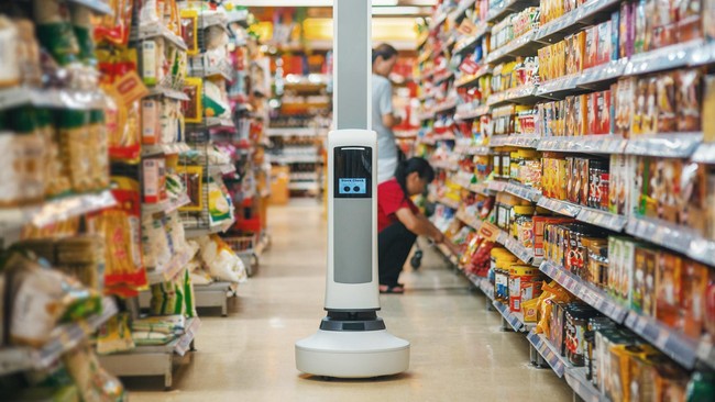 Orang Jepang telah menciptakan sebuah robot yang fungsinya untuk membantu pekerjaan manusia. Salah satunya robot yang bisa bekerja di supermarket. 