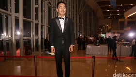 Joe Taslim Boyong 'Para Kekasih' ke Lokasi Syuting