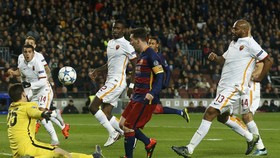 Bek Roma: Tak Ada Cara Hentikan Messi di Barcelona