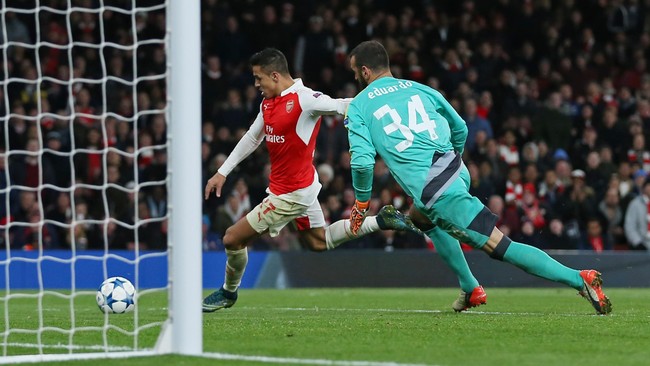 Andres Iniesta menyebut sosok Alexis Sanchez sebagai sosok yang patut diwaspadai oleh timnya dalam laga leg pertama babak 16 besar Liga Champions.