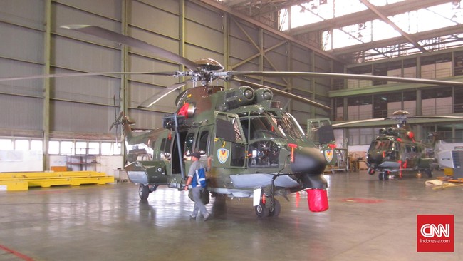 Berkaca pada pembelian helikopter AS-332 Super Puma yang selama ini menjadi kendaraan udara kepresidanan, Setneg merupakan penggagas pembelian helikopter itu.
