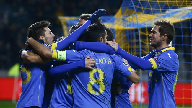 Hasil imbang duel BATE Borisov lawan Bayer Leverkusen membuat Barcelona dipastikan lolos ke babak 16 besar.