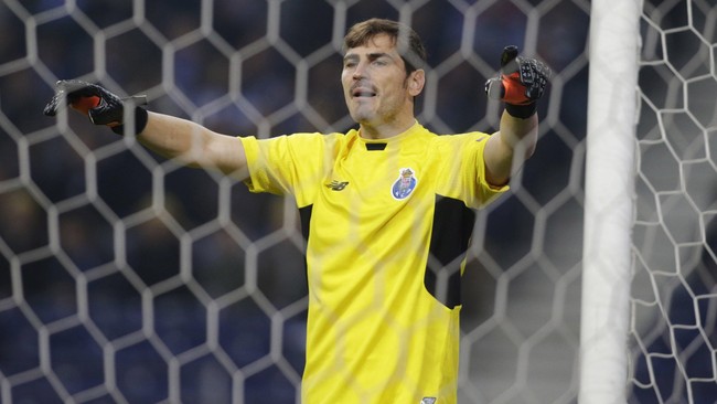 Usai menyamai rekor penampilan terbanyak di Tanah Eropa, Iker Casillas secara terbuka mengatakan bahwa kariernya di tim nasional semakin mendekati akhir.