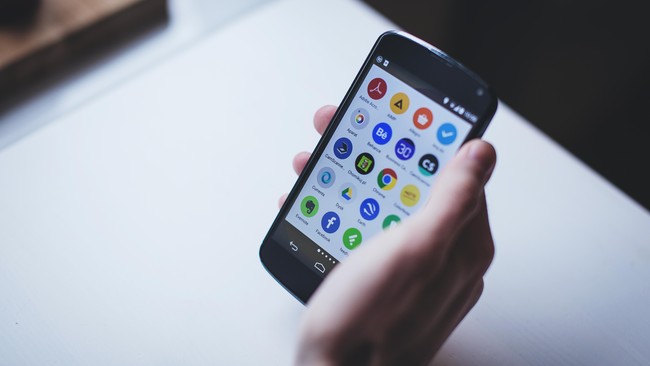 XL Axiata, Telkomsel, dan Indosat Oordeoo mencatat kenaikan trafik yang signifikan sepanjang libur pergantian tahun dengan didominasi streaming video.