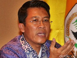 DPR Protes Tak Dilibatkan OJK Susun Aturan Nasabah Asuransi Bayar Berobat 10%