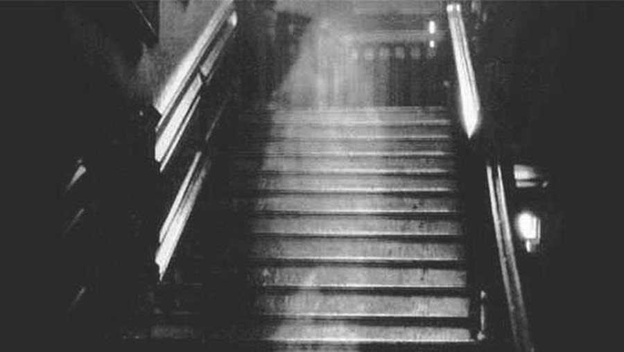 Hantu di satu rumah di Norfolk, Inggris