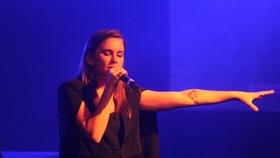 Broods Tinggalkan Asia Menuju Benua Kanguru
