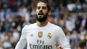 Tendang Neymar, Isco Dihukum Dua Laga