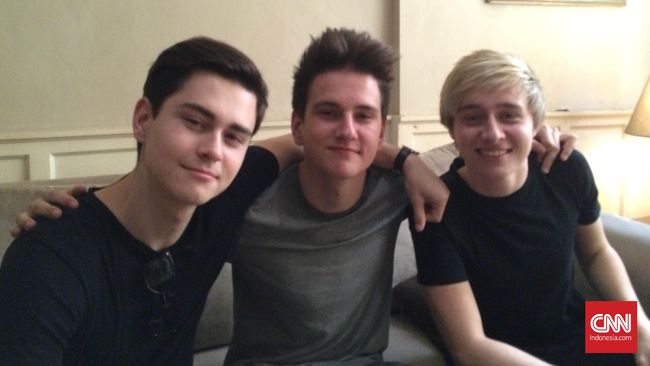 Dengan terus mengadakan konser, ketiga personel Before You Exit percaya, hal itu bisa menjadi bukti bahwa terorisme bisa dikalahkan.